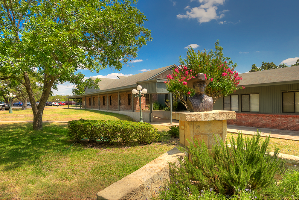 Starlite Recovery Center's Main Area in Center Point, Texas