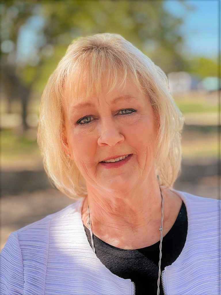 Headshot of Laurie Beck